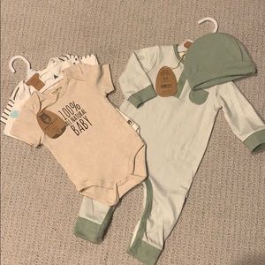 Rabbit + Bear Organic onesies NWT